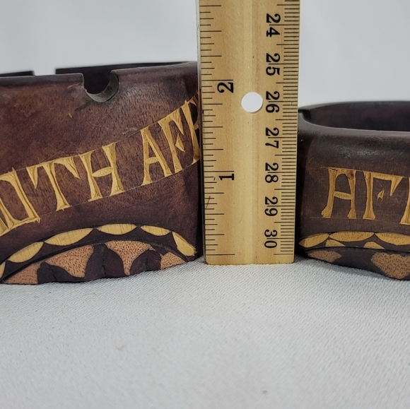 Wood Carved Ashtray - Handcrafted Africa - Picture 8 of 11